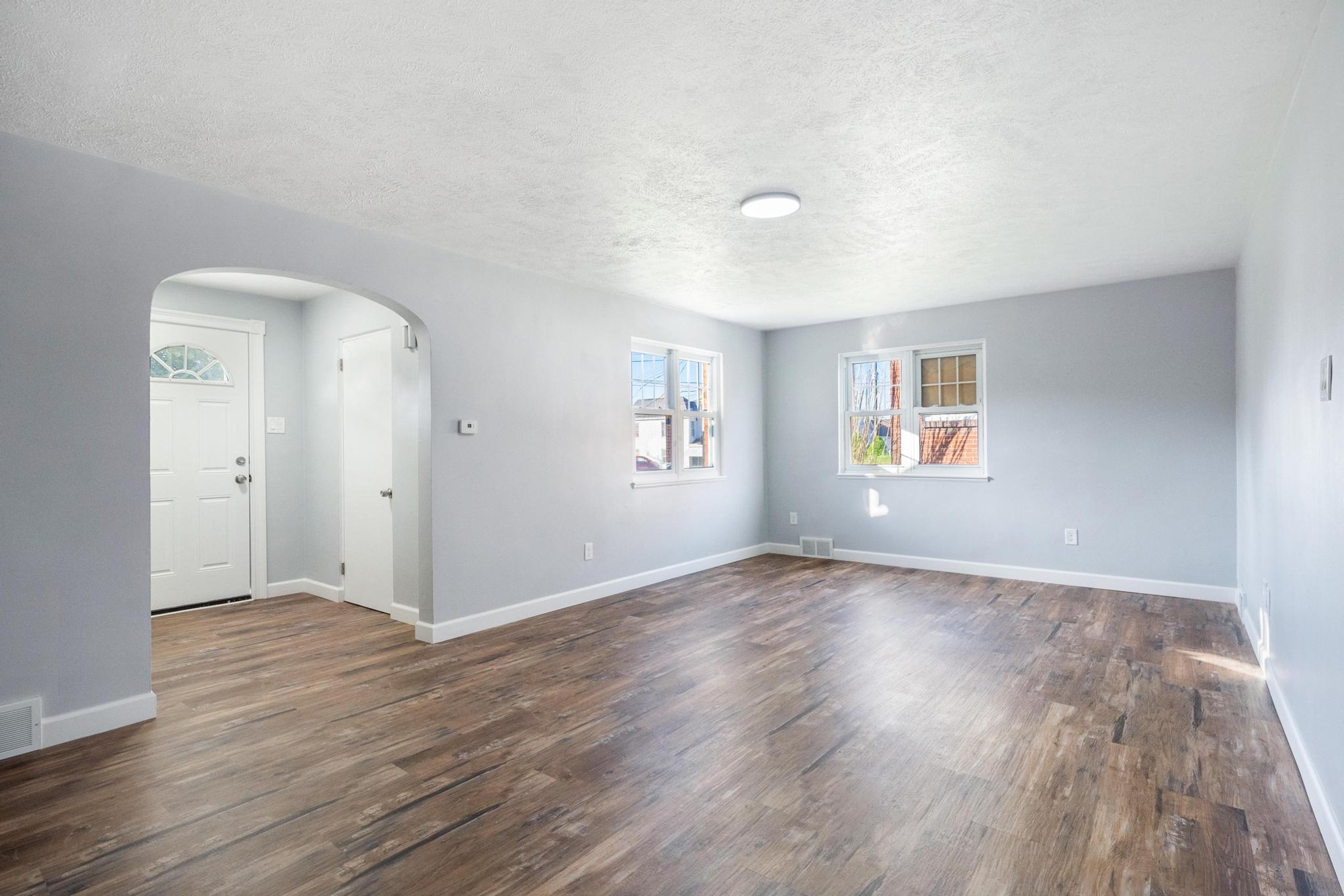 707 Archer St – photo 4