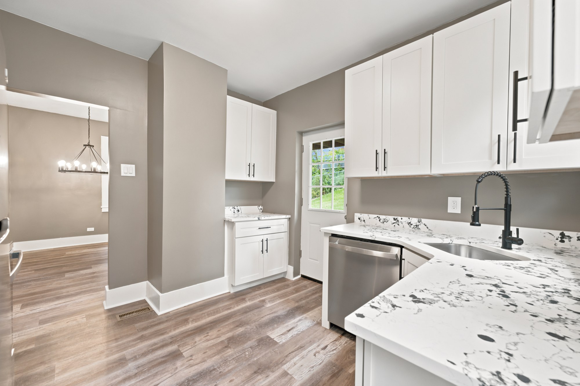 905 Rebecca Ave – photo 10