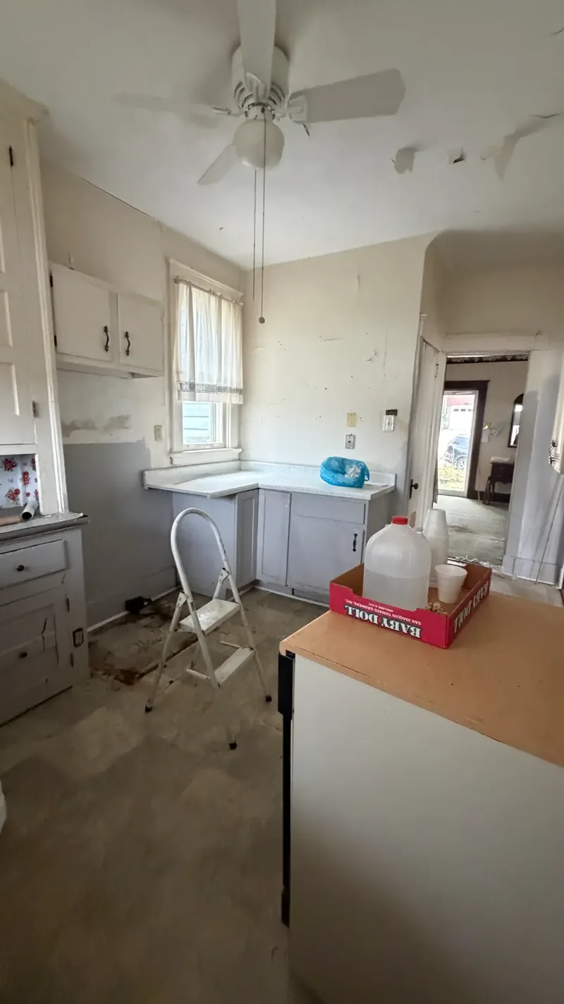 Before renovation: Biltmore Ave kitchen in Dormont