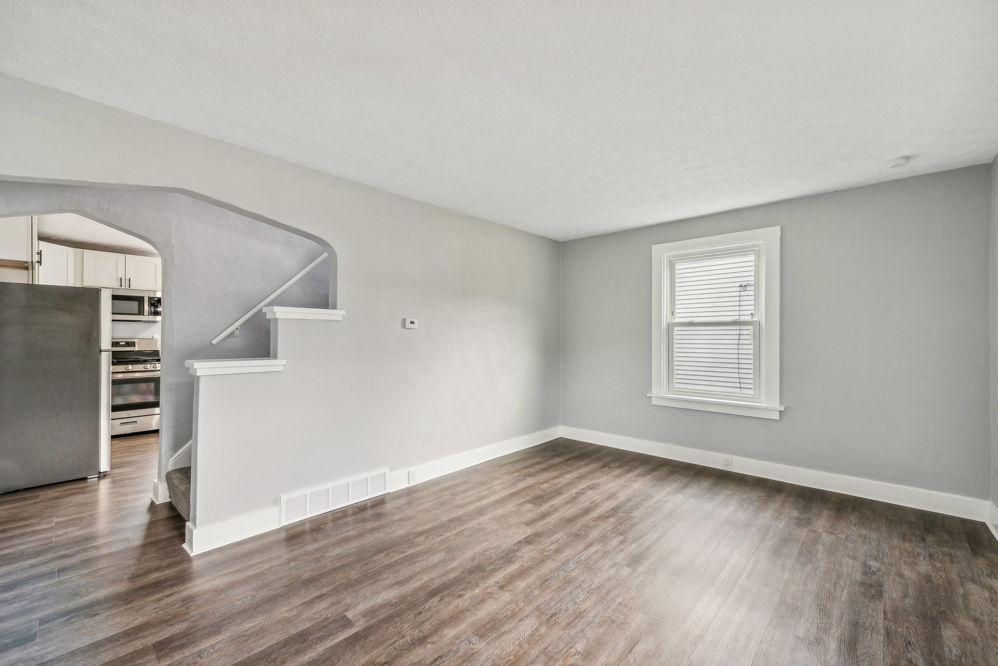 553 Farnsworth Ave – photo 15