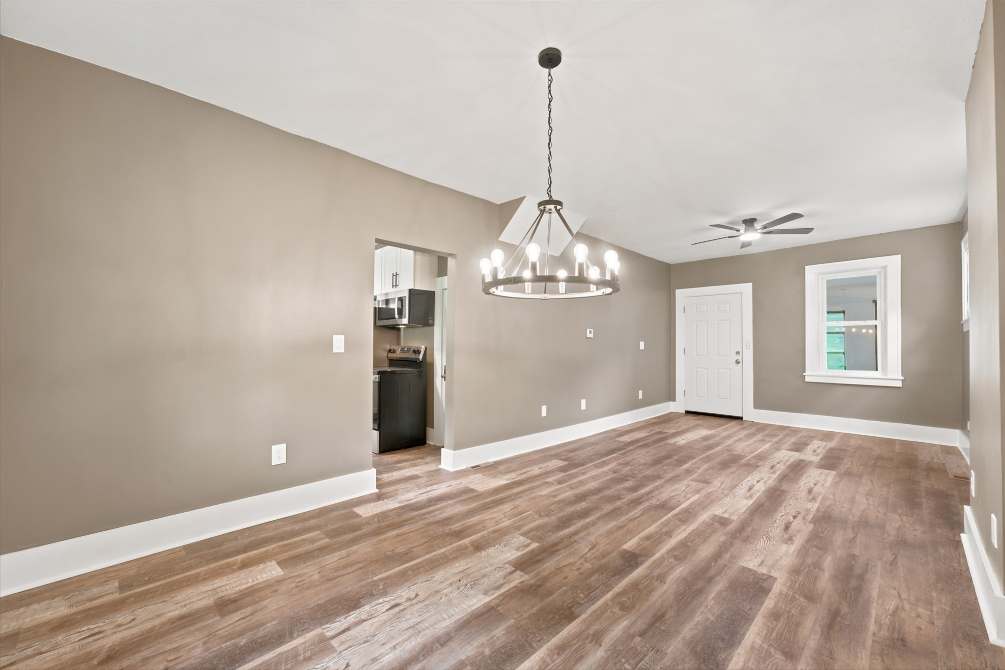 905 Rebecca Ave – photo 15