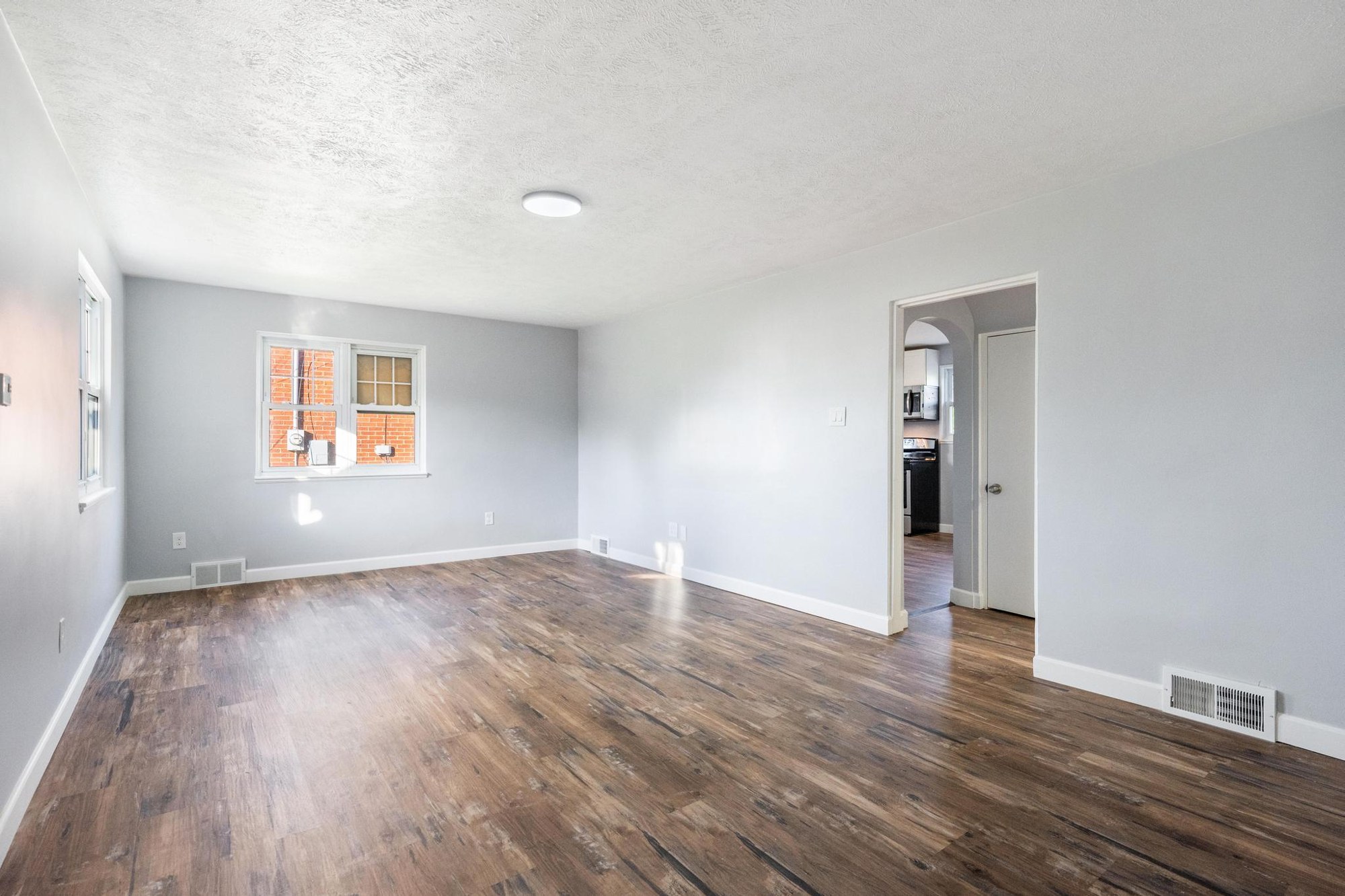 707 Archer St – photo 21