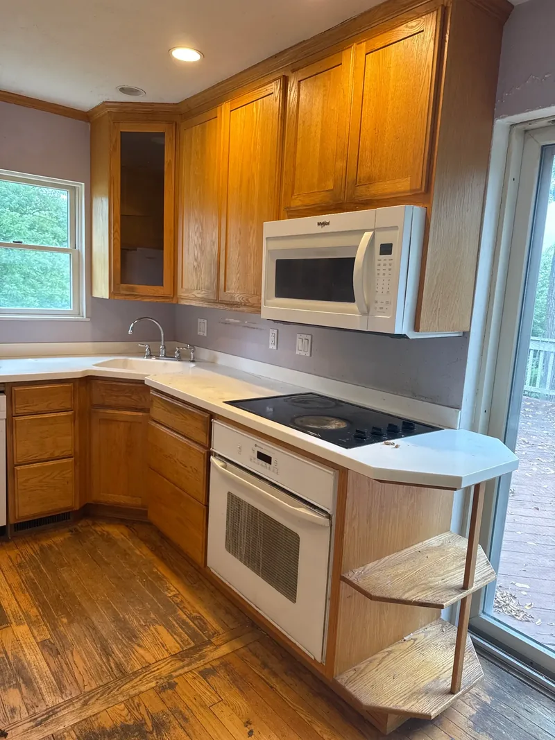 Before renovation: kitchen two at 25 Locust Ln, Upper St. Clair