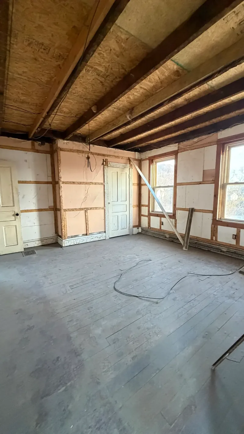 Before renovation: bedroom at 406 35th St, McKeesport